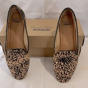Dr. Scholl's Women's Tan and Black Patterned Loafers